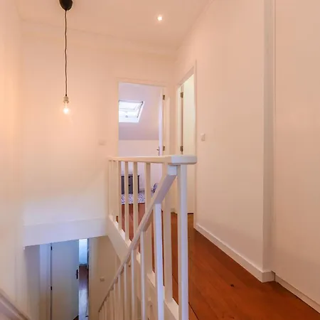 Апартаменты Olive Tree House By Lovelystay