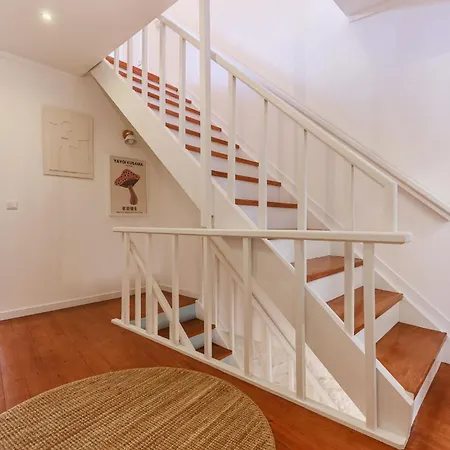 Olive Tree House By Lovelystay *