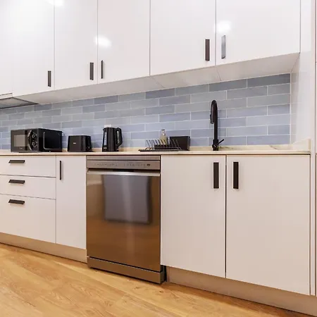 Olive Tree House By Lovelystay Апартаменты *