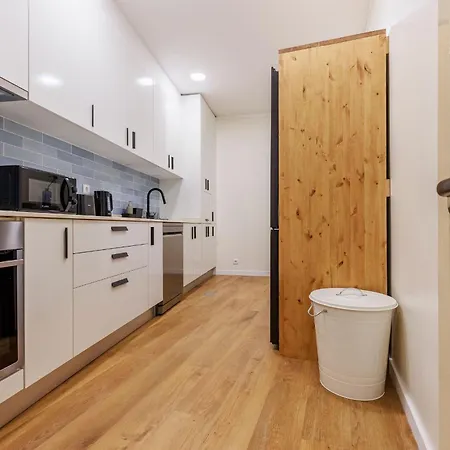 Olive Tree House By Lovelystay Апартаменты *