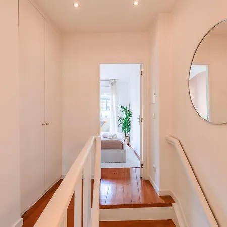 Olive Tree House By Lovelystay Apartament