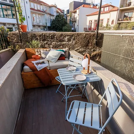 Olive Tree House By Lovelystay *