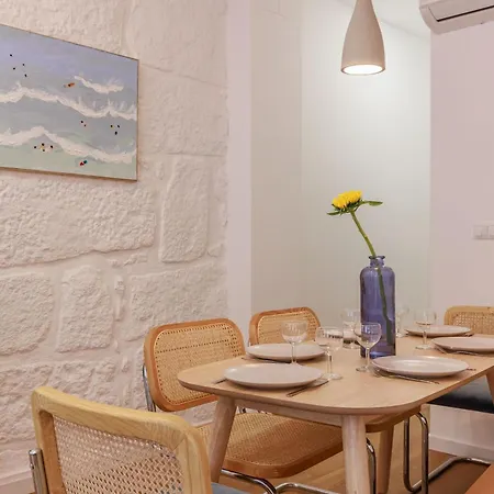 Olive Tree House By Lovelystay Apartament